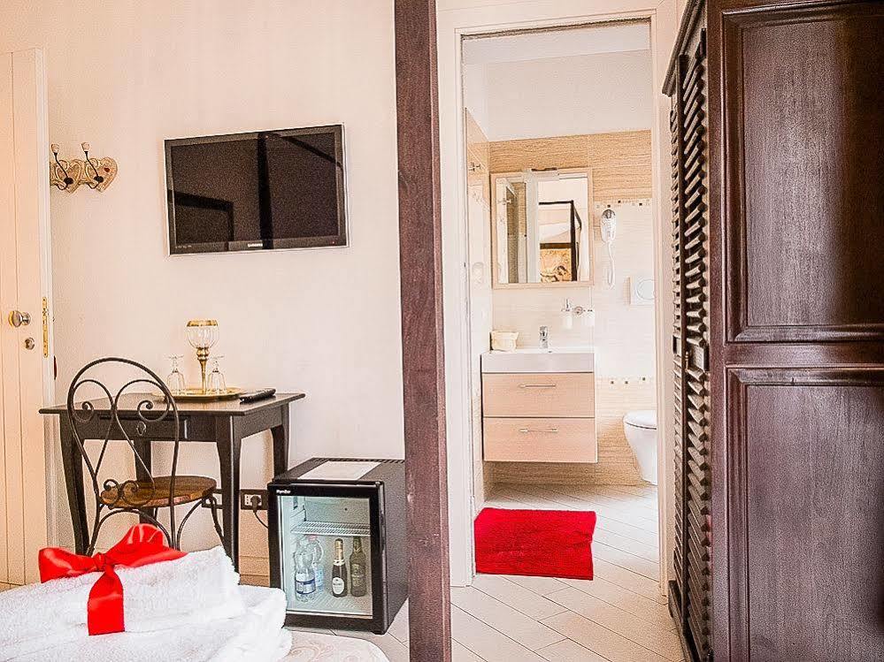 Suites Roma Tiburtina Exteriör bild